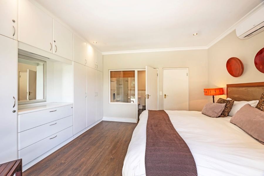 4 Bedroom Property for Sale in Boschenmeer Golf Country Estate Western Cape